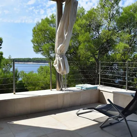 Polic Apartamento *