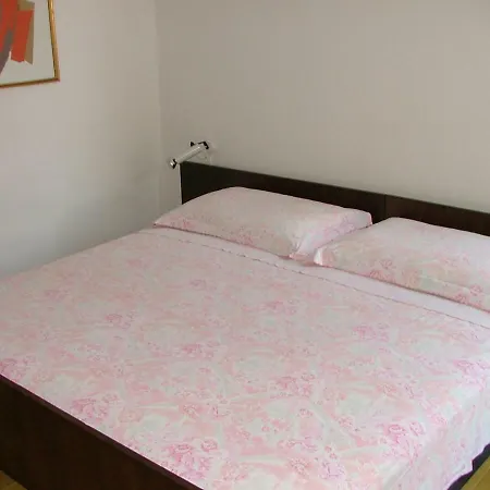 Polic Apartment Primosten