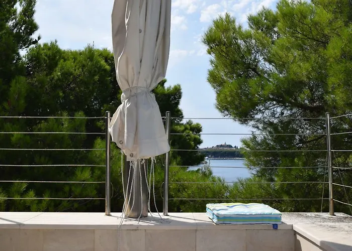 Apartment Polic Primosten